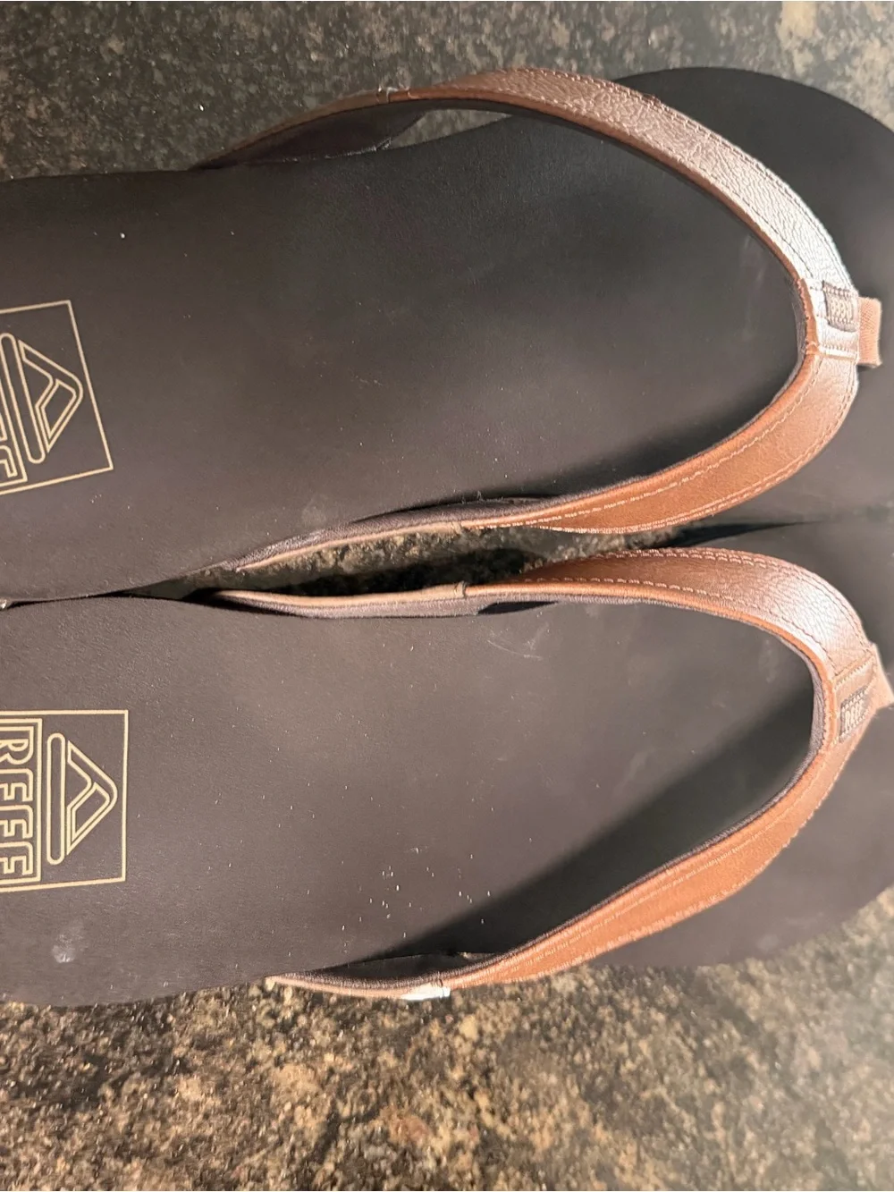 Reef Women's Brown and Black Leather Thong Sandals